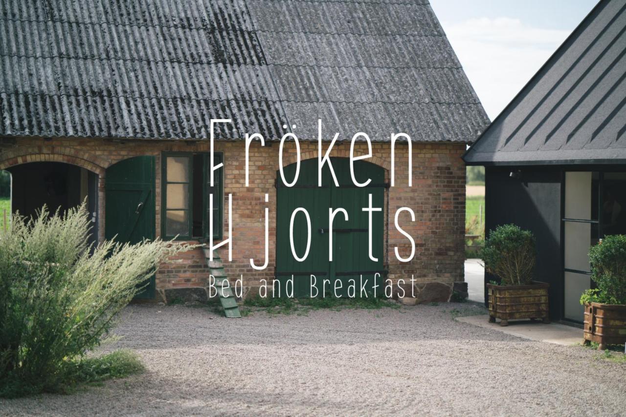 Froeken Hjorts Bed And Breakfast Höganäs Exteriér fotografie